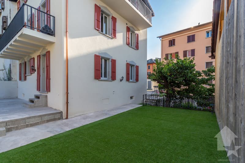Bâtiment de trois appartements entièrement rénové avec goût (1)