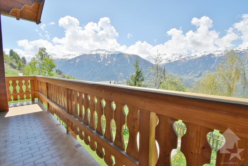 Magnifique chalet à la montagne avec une vue splendide et panoramique (2)