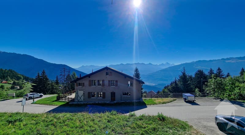 Maison de deux logements refaite à neuf! Calme, vue, ensoleillé (4)