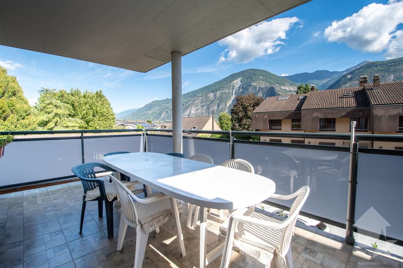 Spacieux appartement de 120 m2 habitable de 4,5 pièces (2)
