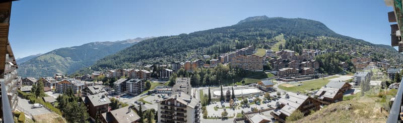 Spacieux appartement de 3.5 pièces, 125 m², deux salles de bains (5)