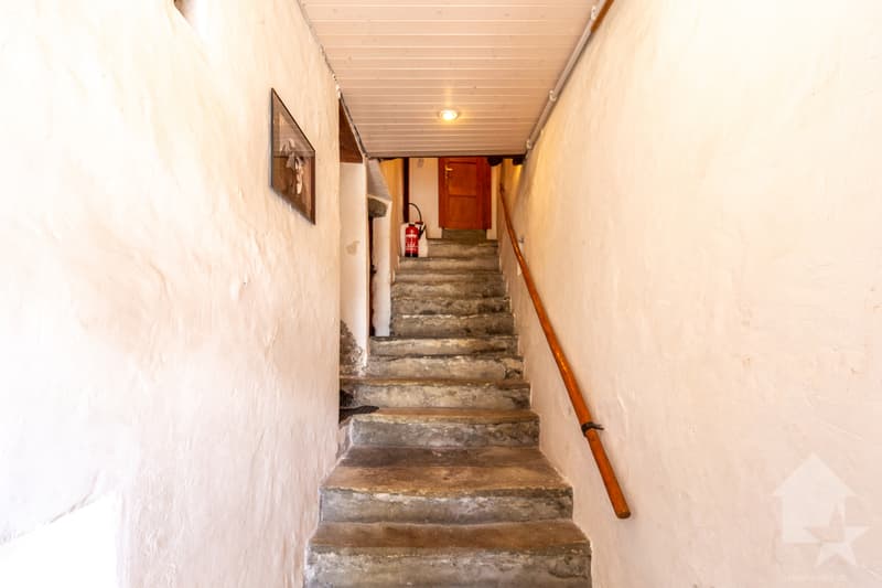 Authentique maison villageoise du 18ème avec espaces extérieurs (4)