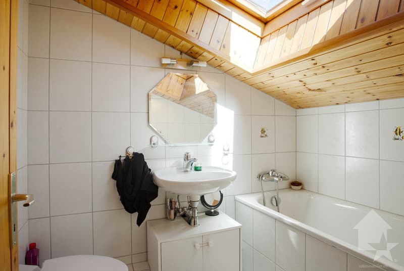 Spacieux appartement de 3.5 pièces, 125 m², deux salles de bains (10)