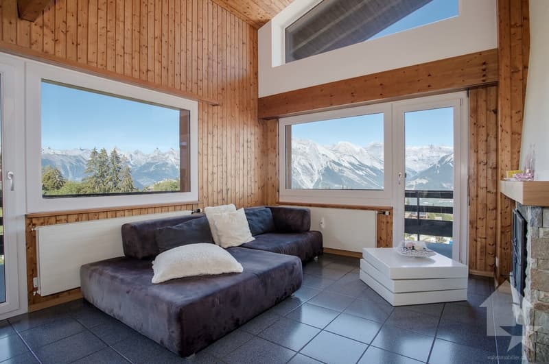 Spacieux attique en duplex de 7.5 pièces, 175 m², 4 salles de bains (3)
