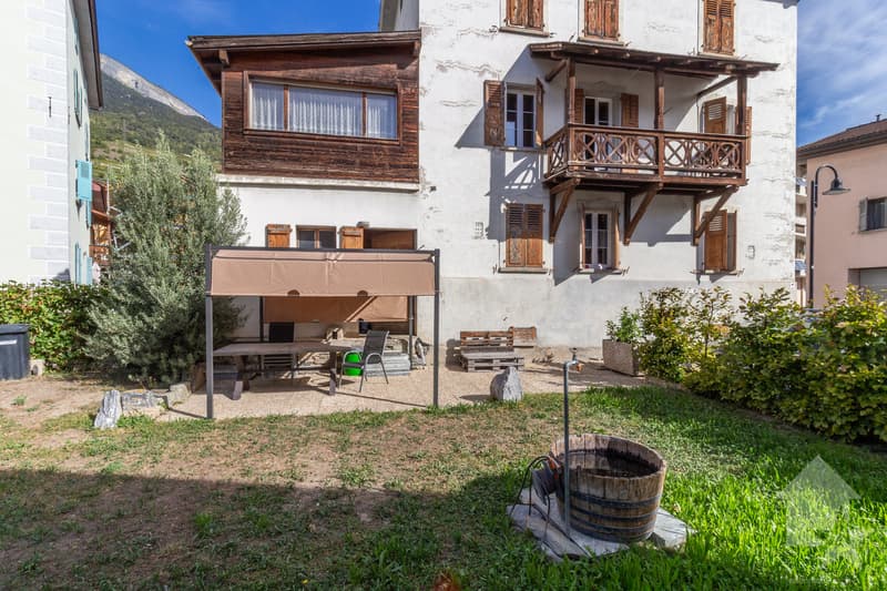 Résidence de caractère de 3 appartements avec situation idéale (6)