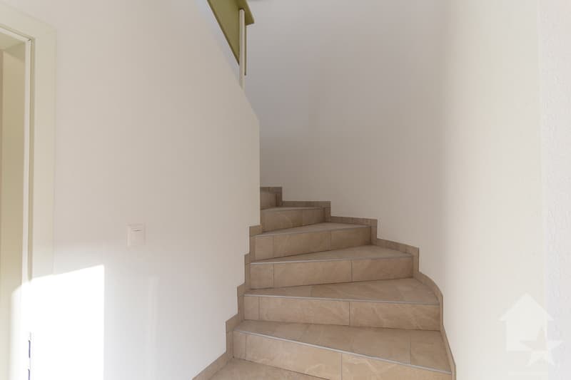 Attique 3.5 pièces en duplex rénové avec balcon et vue magnifique (2)