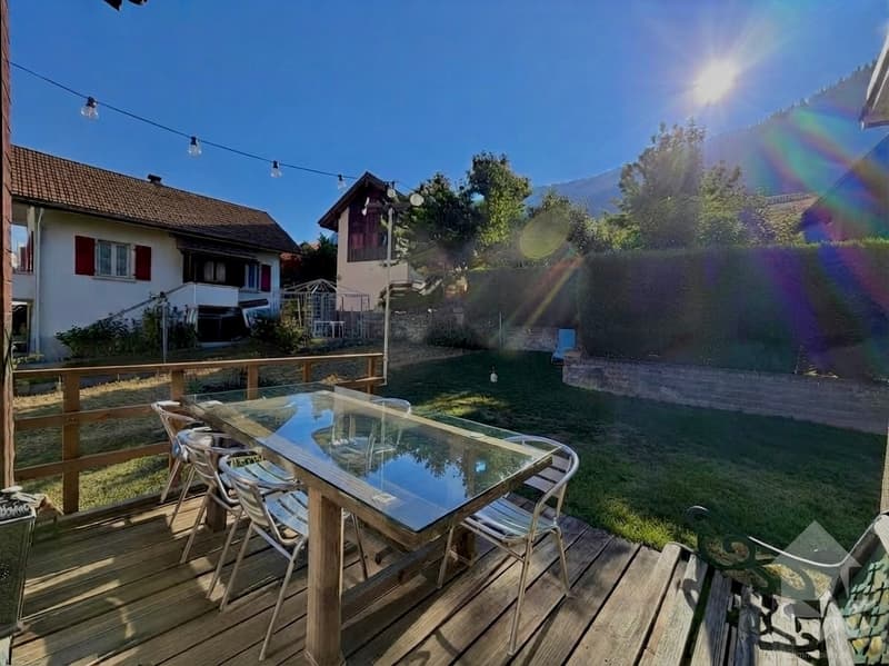 Joli petit chalet plein de charme avec parking et studio indépendant ! (5)