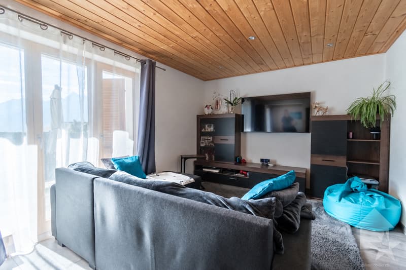 Chalet entièrement rénové avec vue panoramique aux Posses-sur-Bex (3)