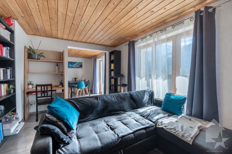 Chalet entièrement rénové avec vue panoramique aux Posses-sur-Bex (2)