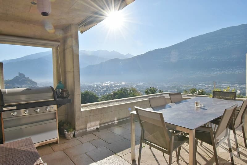 Magnifique villa de 5.5 pièces avec une vue panoramique imprenable ! (2)