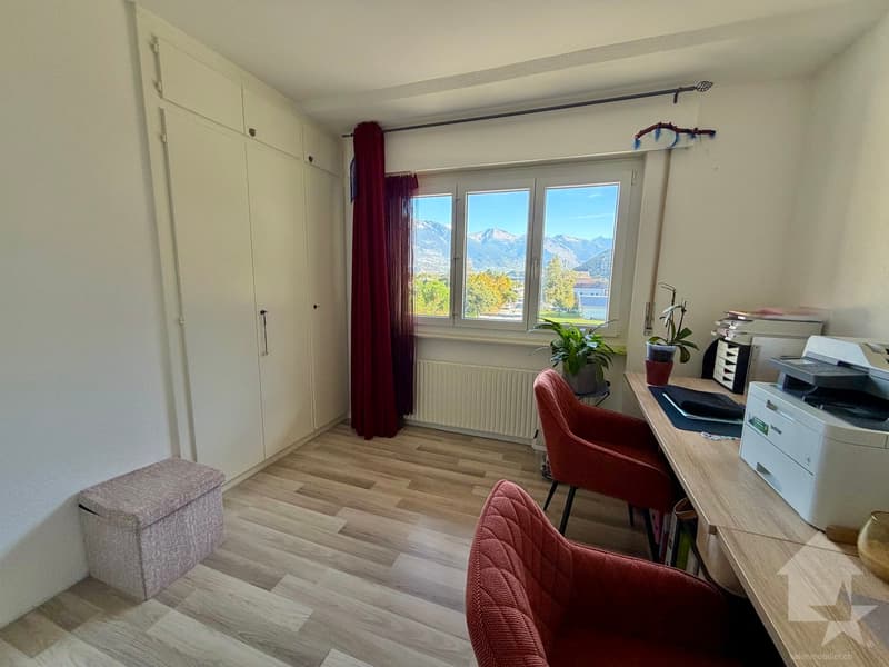 Joli appartement rénové de 90 m2 avec garage box et parc ! (10)
