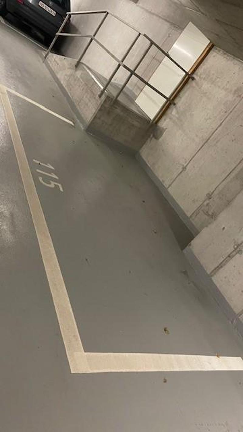 Proche de la gare - parking intérieur (2)