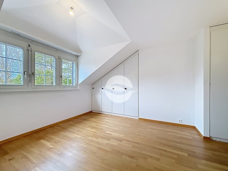 Chambre à coucher 5 avec sa salle de bains privative