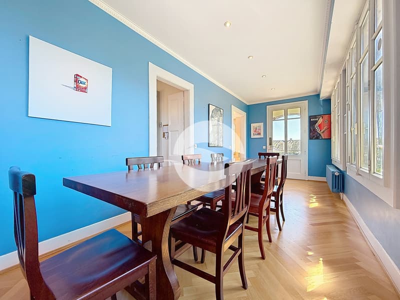 Salle à manger avec accès extérieur