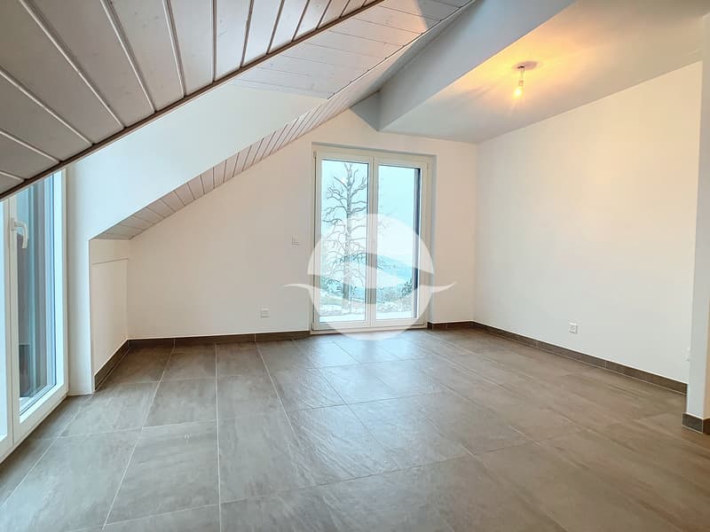 4ème Chambre avec balconet et accès extérieur via le balcon latéral