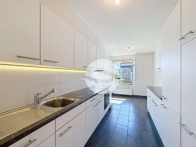 Agréable appartement lumineux de 5.5 pièces au calme absolu! (2)