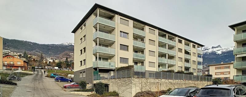 À louer à Sierre - Agréables appartements de 3 pièces avec balcon ou t (10)