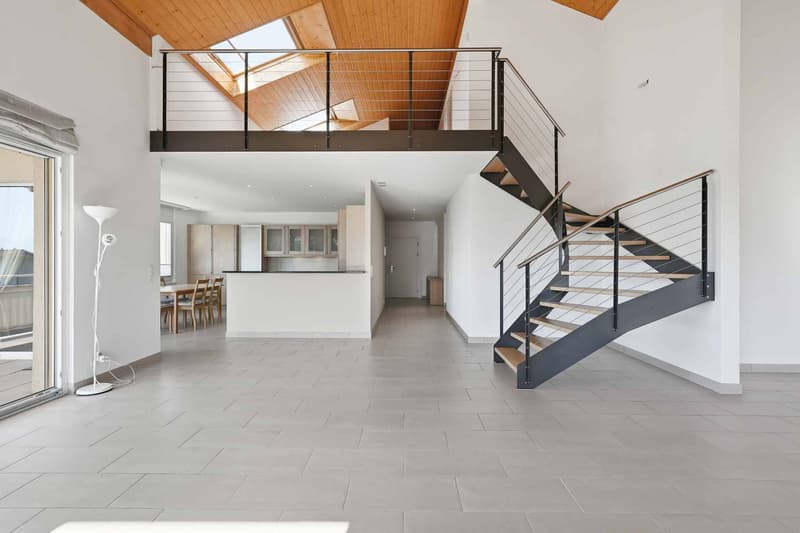 Duplex de standing de 7.5 pièces offrant une vue sur le Léman et les Alpes (3)