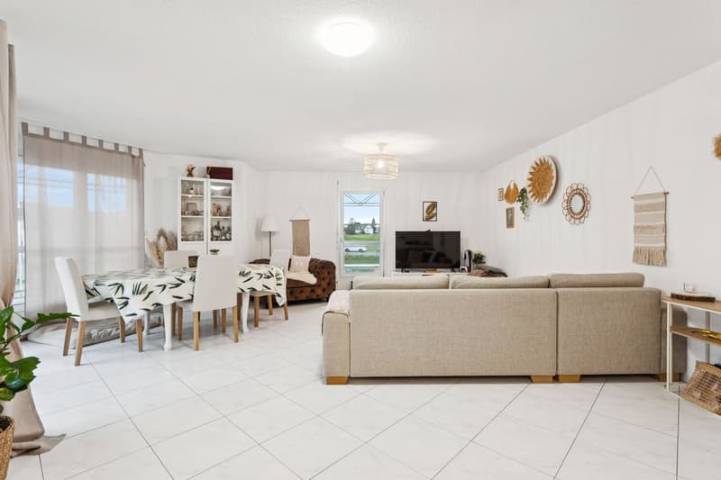 Bel appartement dans un quartier familial (6)