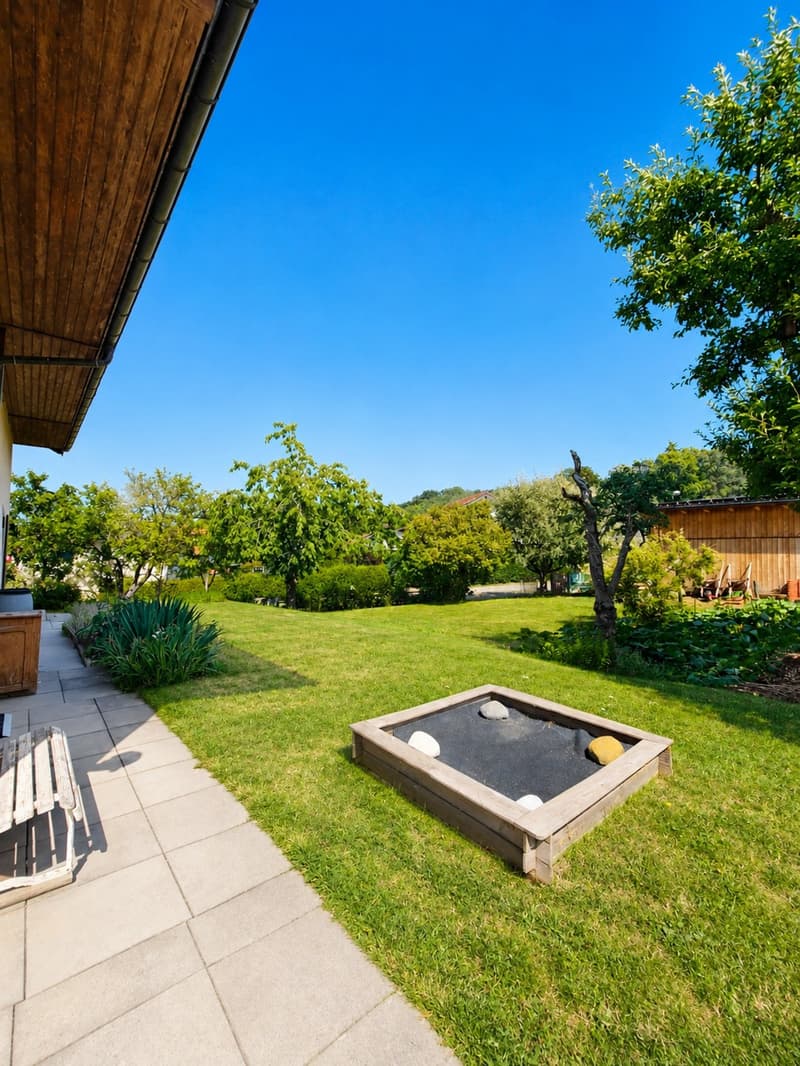 Maison familiale avec vaste jardin et potentiel d'agrandissement (4)