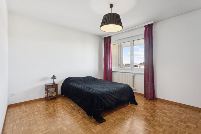 Appartement traversant avec vue sur les montagnes (6)