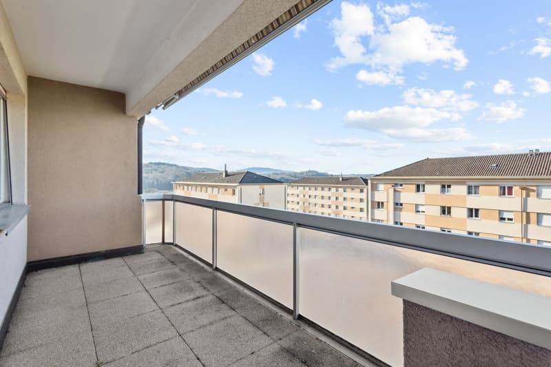 Appartement traversant avec vue sur les montagnes (10)