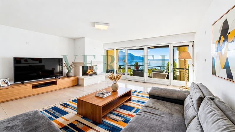 Duplex en première ligne du lac (1)