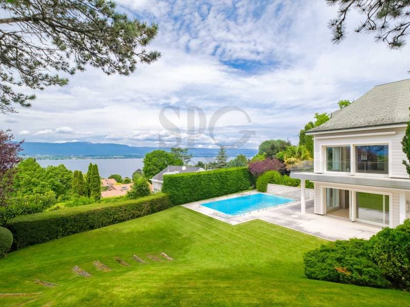 Villa d'exception à Anières avec vue lac (1)