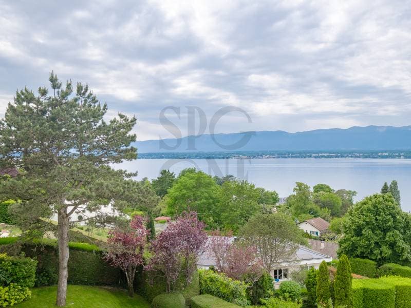 Villa d'exception à Anières avec vue lac (3)