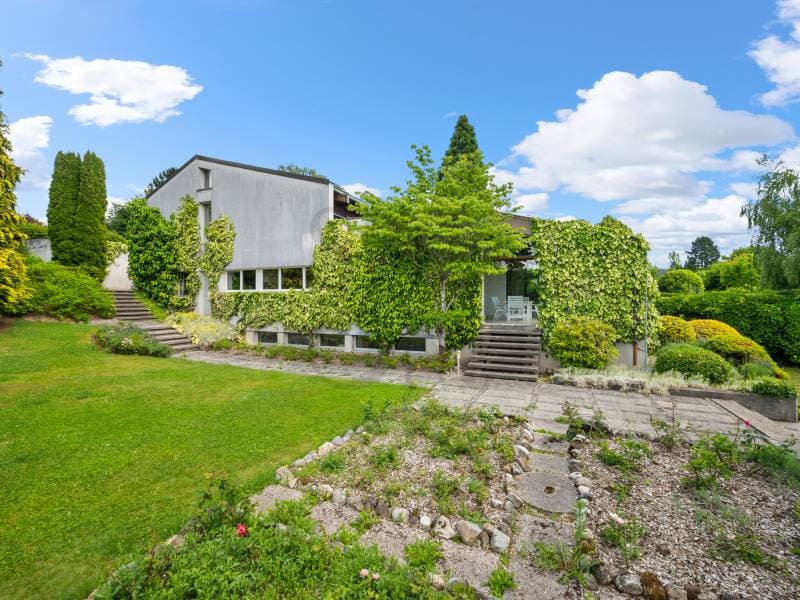 Une villa signature avec vue sur le lac et les montagnes (11)