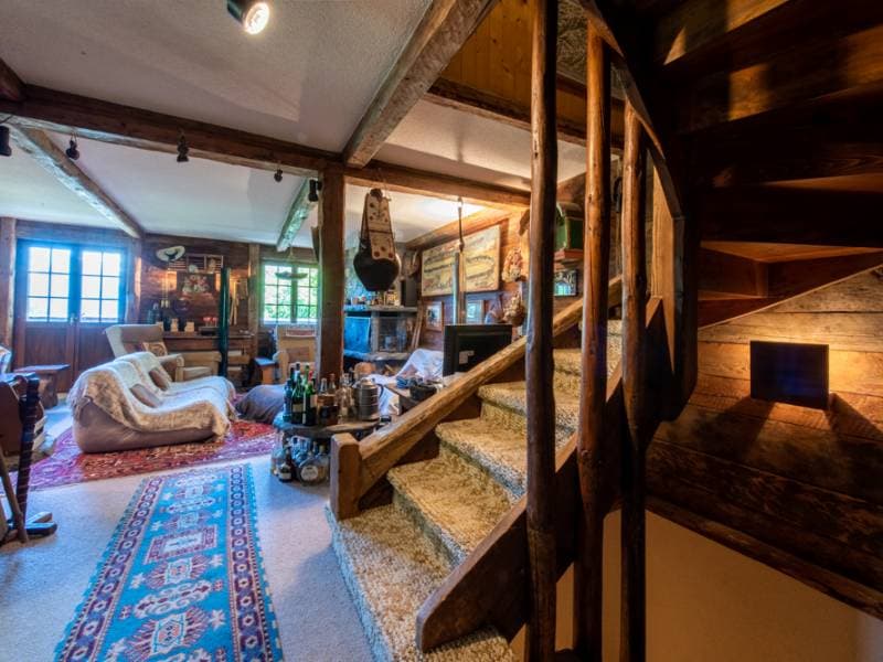 Chalet typique avec vue à couper le souffle (8)