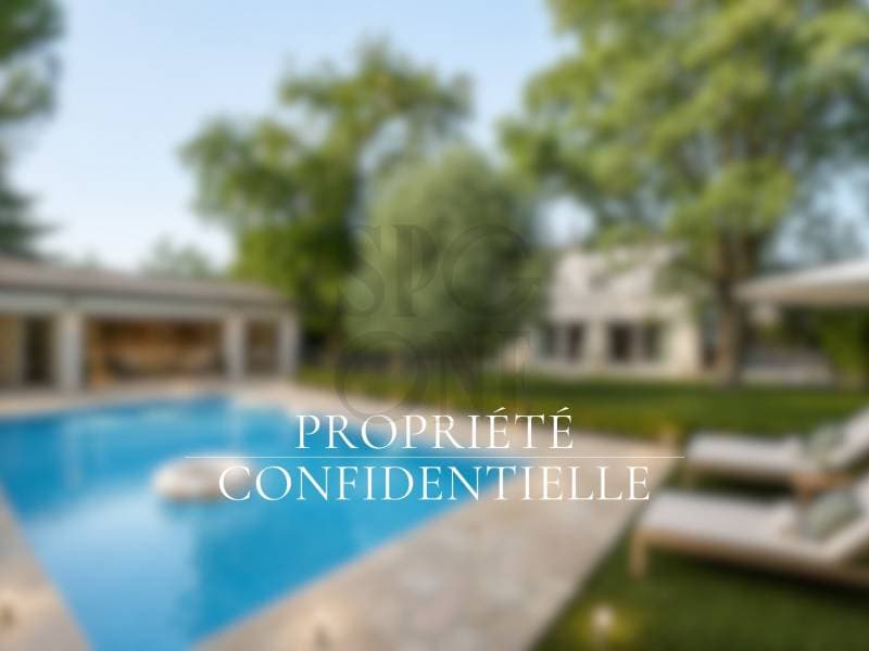 Élégante villa familiale avec piscine et pool house (2)