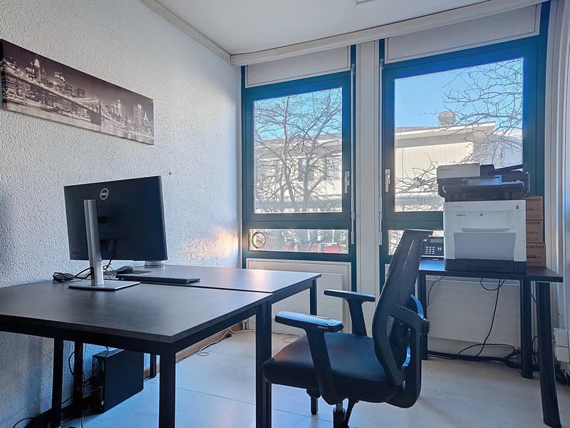 A louer superbe bureau de 90 m2 au centre-ville de Sion, Avenue des Mayennets 5 (4)