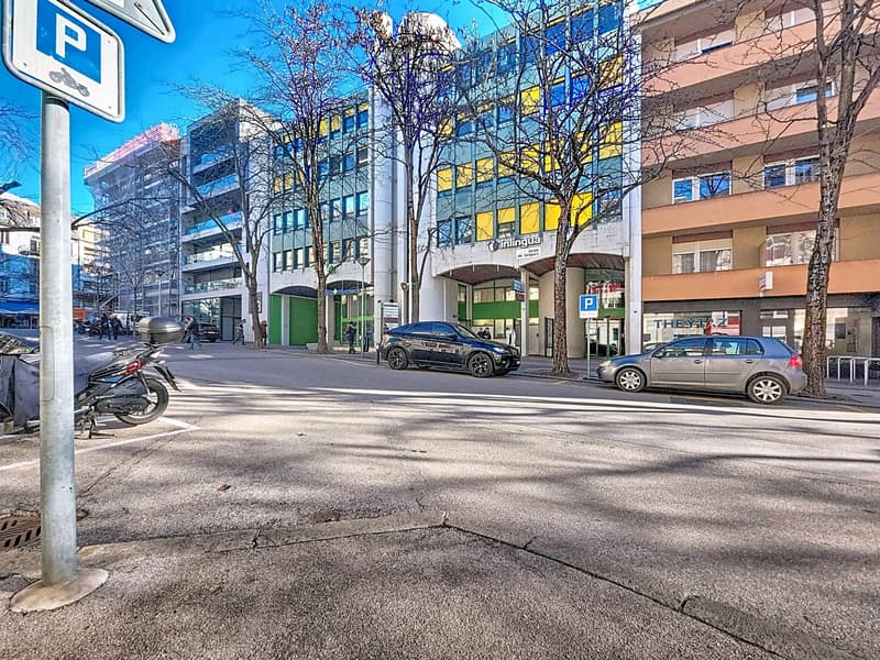 A louer superbe bureau de 90 m2 au centre-ville de Sion, Avenue des Mayennets 5 (1)