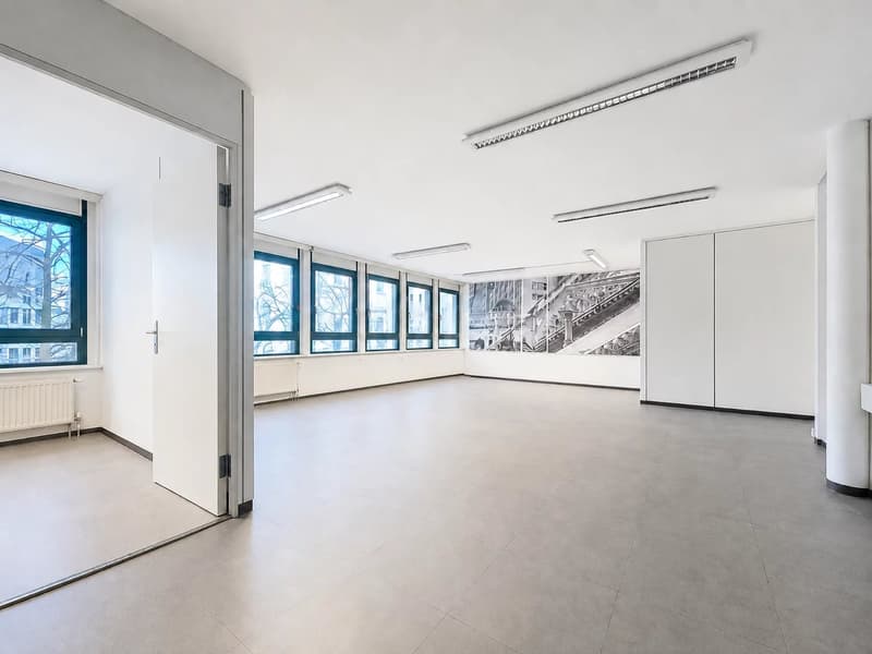 Bureau moderne de 90 m² à louer_Avenue des Mayennets 5 (2)
