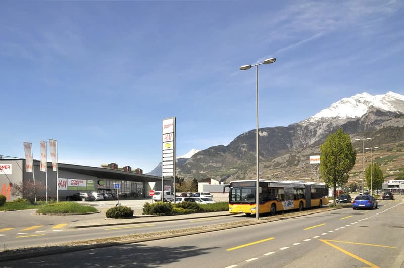 Surface commerciale de 107m² à louer à Conthey (5)