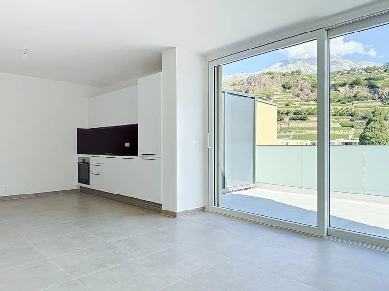 A louer à Uvrier grand 2.5 pièces en attique avec terrasse (4)