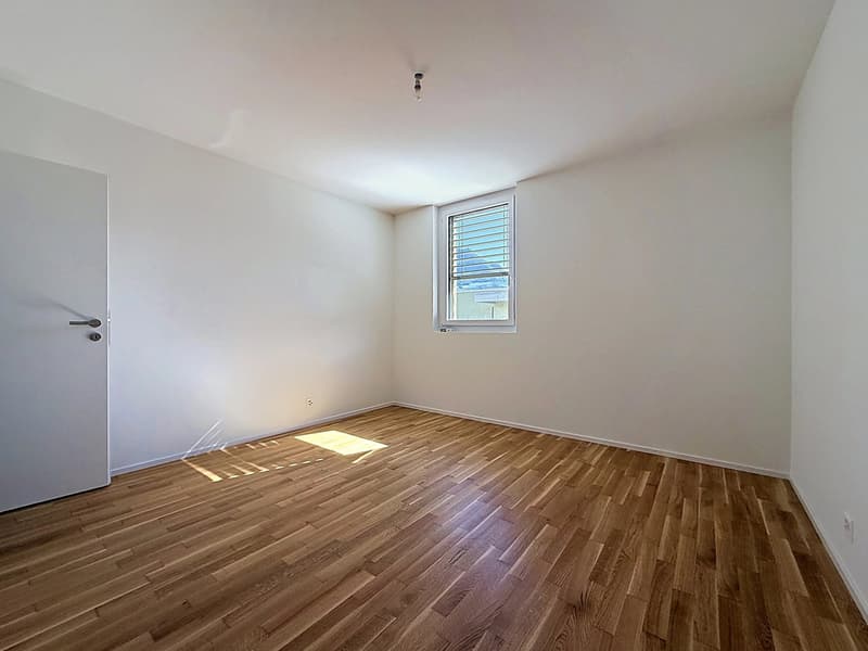 A louer à Uvrier grand 2.5 pièces en attique avec terrasse (10)