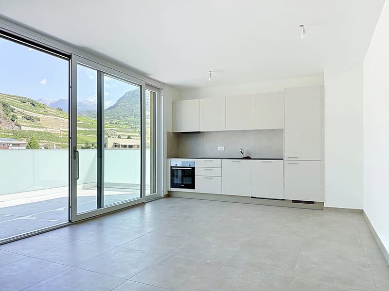 2.5 pièces en attique avec terrasse à louer à Uvrier (1)