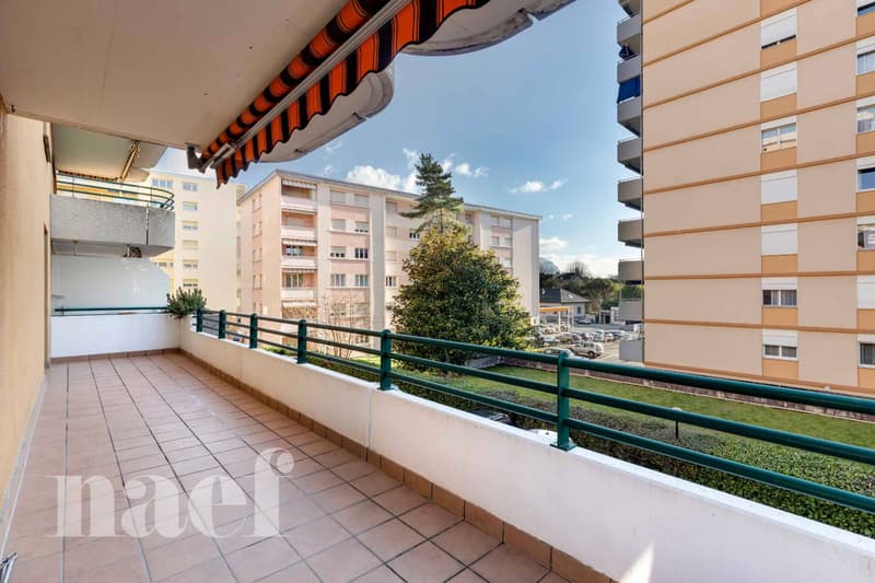 Spacieux appartement de 2.5 pièces avec un grand balcon à vendre à Clarens/Montreux (1)