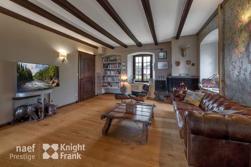 Maison individuelle avec beaucoup de caractère de 10 pièces au centre ville à vendre à St-Légier (6)