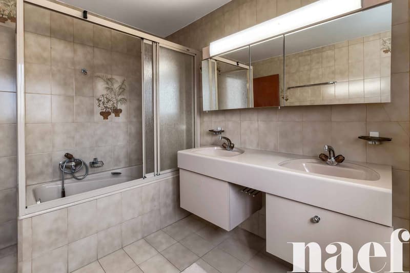 Salle de bains en suite