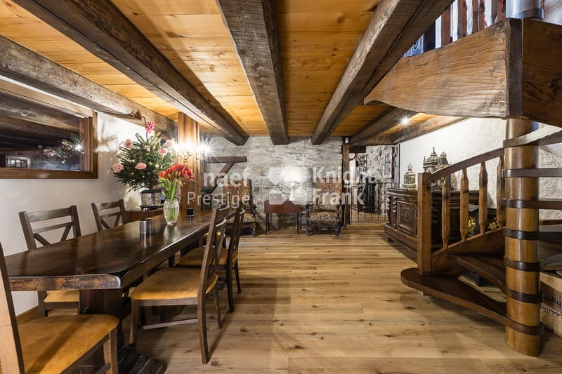 Chalet d'exception de 6 pièces à vendre entre Troistorrents et Morgins / VS (9)