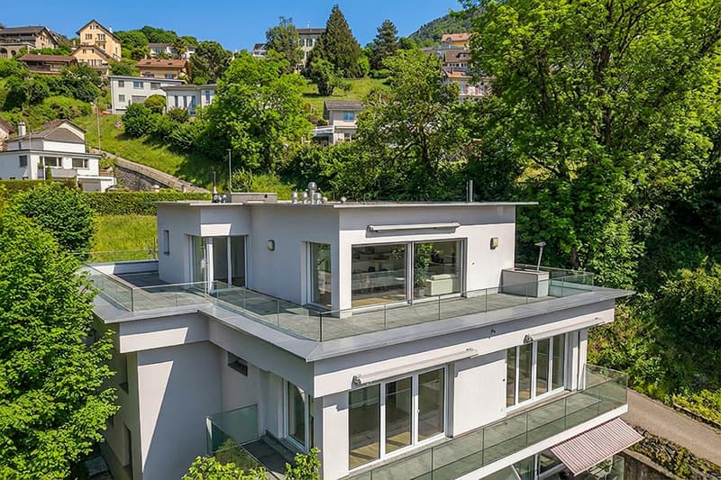 Appartement de 5.5 pièces en attique et en duplex avec vue panoramique sur le lac à vendre à Montreux (2)