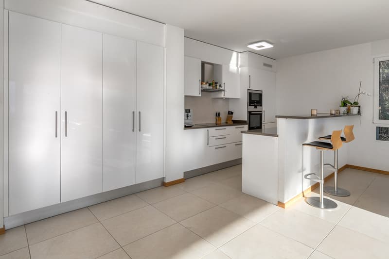 Appartement de 5.5 pièces en attique et en duplex avec vue panoramique sur le lac à vendre à Montreux (5)