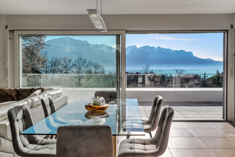 Appartement de 5.5 pièces en attique et en duplex avec vue panoramique sur le lac à vendre à Montreux (3)