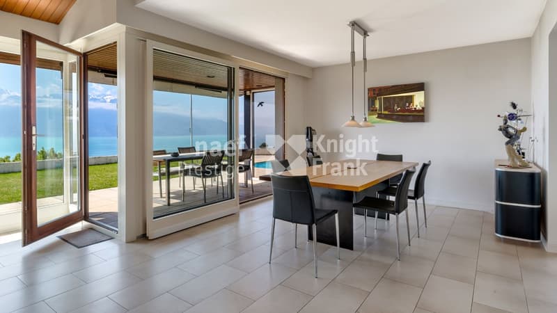 Propriété d'architecte de 7.5 pièces avec vue panoramique sur le lac et le vignoble à vendre à Corseaux (7)