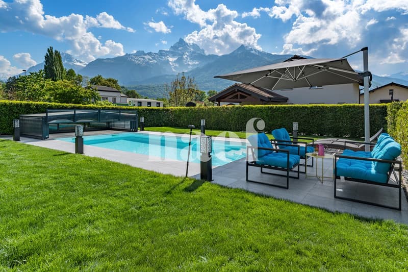 Très belle maison individuelle de 6.5 pièces avec studio indépendant et piscine extérieure à vendre à Bex (4)