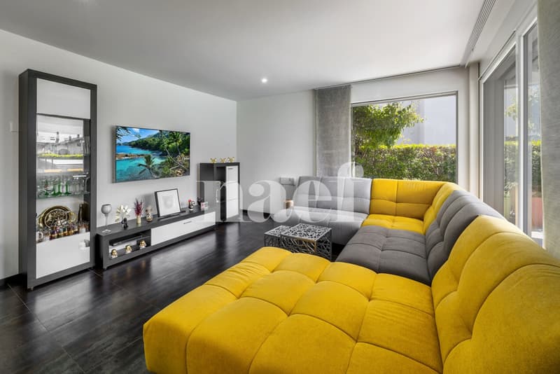 Très belle maison individuelle de 6.5 pièces avec studio indépendant et piscine extérieure à vendre à Bex (8)