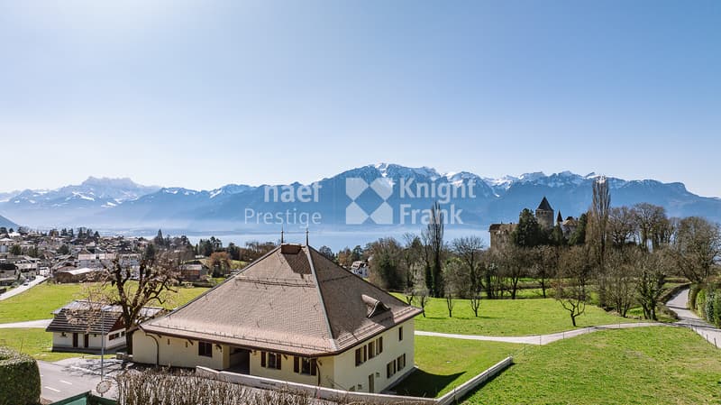 A vendre - Propriété individuelle de 12.5 pièces à deux pas du centre de Blonay et magnifique vue sur le lac (2)
